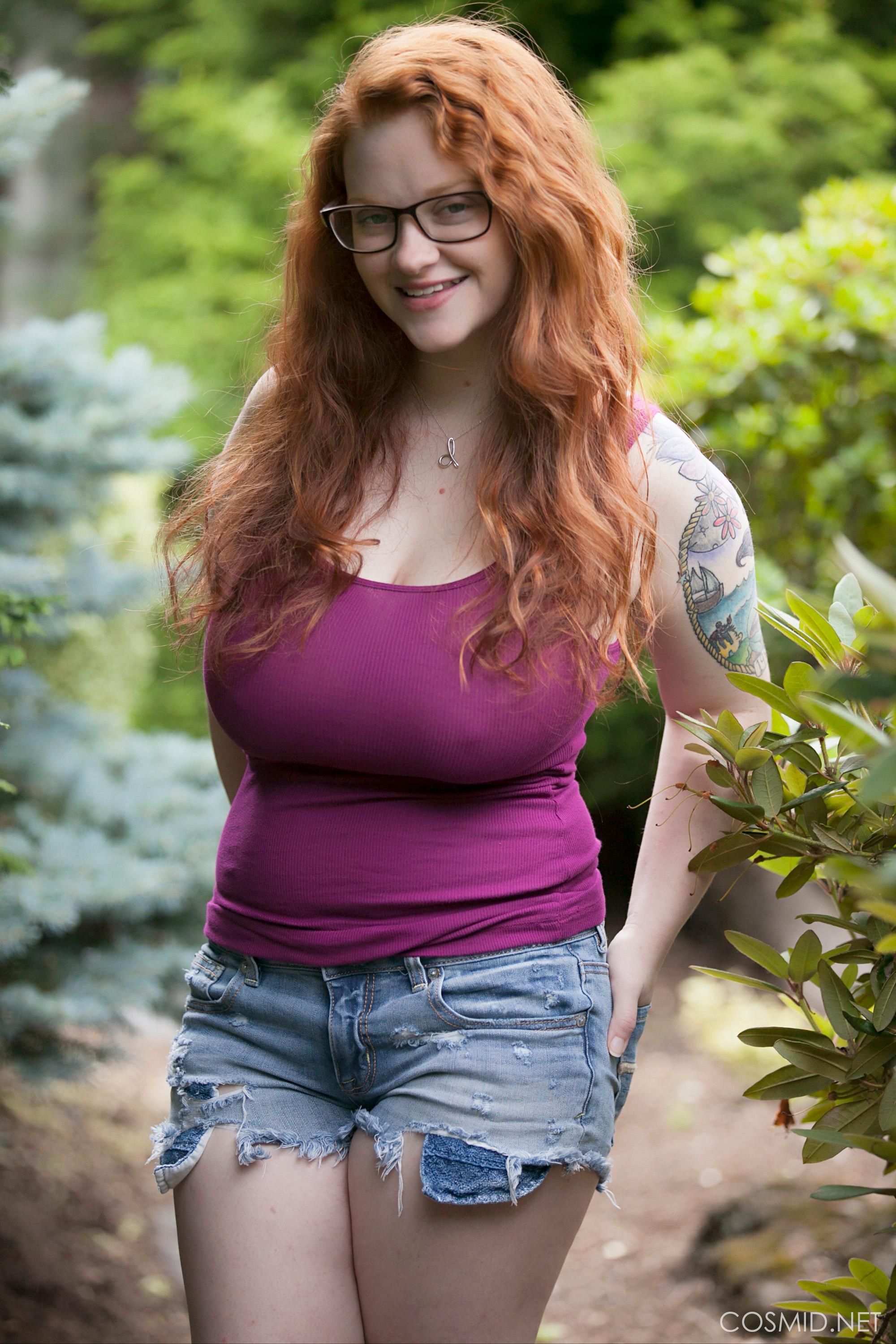 Bbw Big Tits Glasses - Chubby redhead with big tits Kaycee Barnes looks adorable in her glasses as  she gets nude